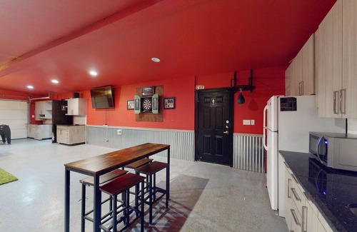 Burnet House | Charming spacious home with yard, game room, lake view & washer/dryer