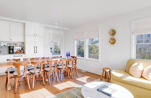 Hampton Bays House | Charming, Stand-alone, 2-Story Garden Cottage at Historic Canoe Place Inn