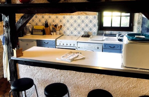 Pinsac Cottage | Charming stone country cottage with spectacular views
