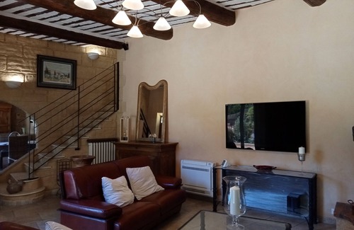 Montfrin House | Charming stone