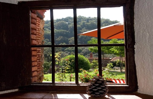 Alajar Cottage | Charming Stone Houses at Molino