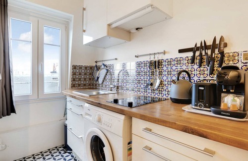 Quartier de la Chapelle Apartment | Charming studio - 18e arrd - Mobility lease