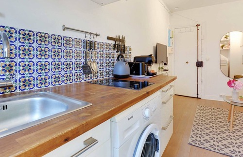 Quartier de la Chapelle Apartment | Charming studio - 18e arrd - Mobility lease