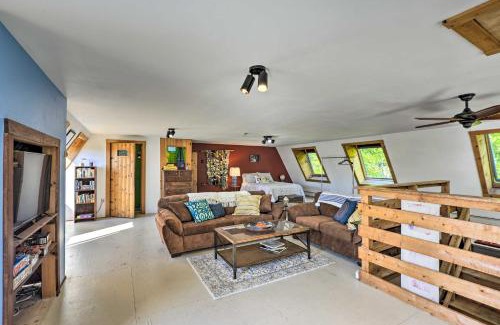 Ellsworth Apartment | Charming Studio about 20 Mi to Acadia Natl Park!