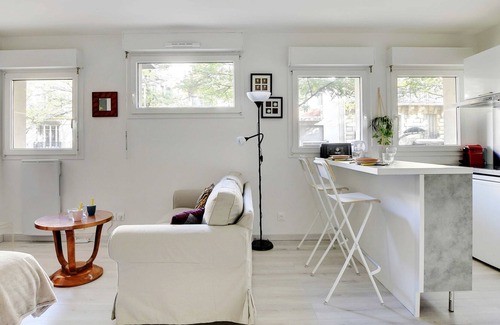 Combat Apartment | Charming Studio - Buttes Chaumont - Mobility lease