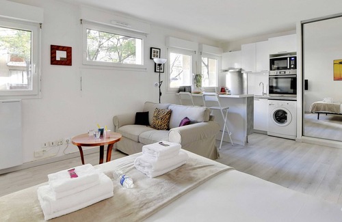Combat Apartment | Charming Studio - Buttes Chaumont - Mobility lease