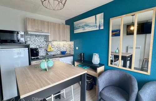Clohars-Carnoet Apartment | Charming studio cabin 100 m from Bellangenet beach