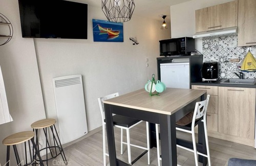 Clohars-Carnoet Apartment | Charming studio cabin 100 m from Bellangenet beach