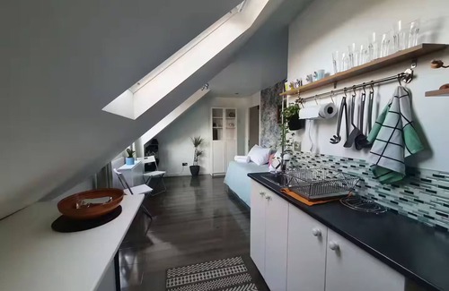 Latchmere Apartment | Charming studio in Battersea