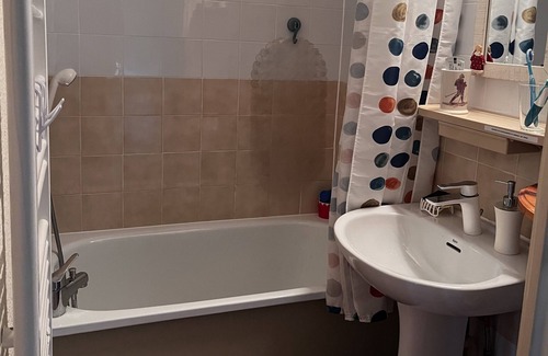 Les Rousses Apartment | Charming studio in mid-mountain location, 1/2 ground floor, very quiet residence.