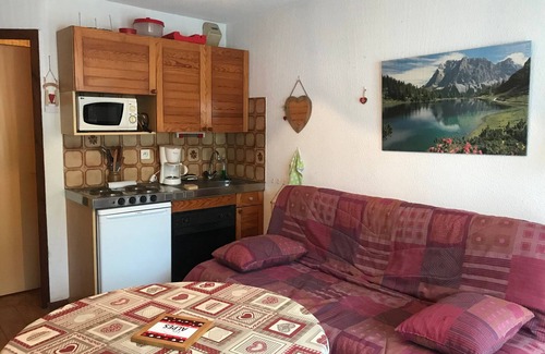 Samoens Apartment | Charming studio in Samoëns, residence with elevator