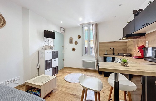 Centre Historique Apartment | Charming studio in the city center of Narbonne