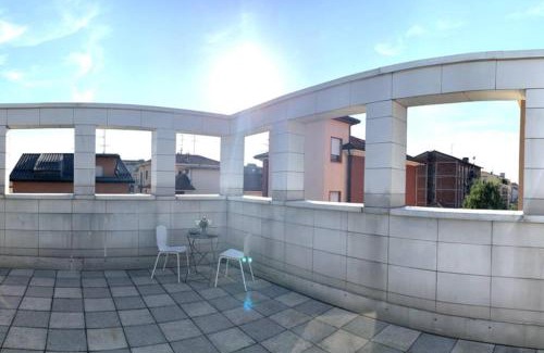 Pero Apartment | Charming studio next to Fiera with Terrace and parking