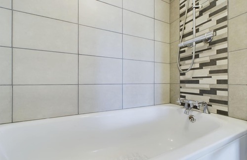 Chelmsford Apartment | Charming Studio with free parking in Chelmsford