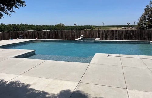 Peters Apartment | Charming studio with WiFi, AC and a pool in fabulous Oakdale