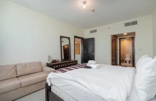 Dubai Sports City Apartment | Charming, Sun-Filled 1-Bedroom in Red Residence, Dubai Sports City