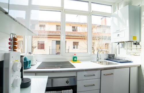 Egia Apartment | Charming sweet rio deba apartment by Cisan Rentals
