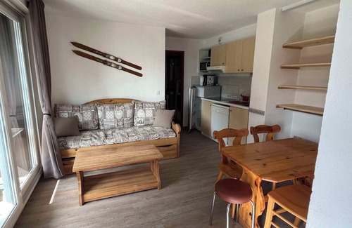 Puy-Saint-Vincent Apartment | Charming T2 chalet in Puy Saint Vincent 1700 for 4 people
