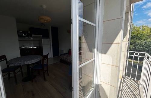 La Roche-Posay Apartment | Charming T2 with WIFI 200m from the Spa