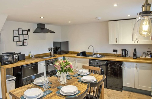 Carsington House | Charming three-bedroom, dog-friendly cottage on the Stainsborough Hall Estate