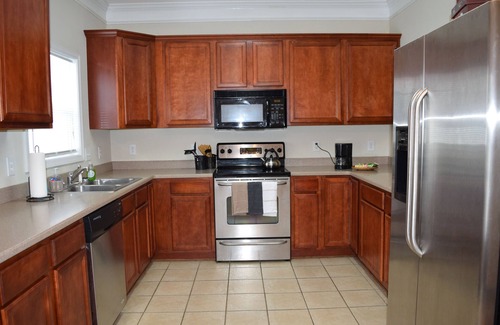Columbia House | Charming Townhouse- Columbia SC Close to Downtown