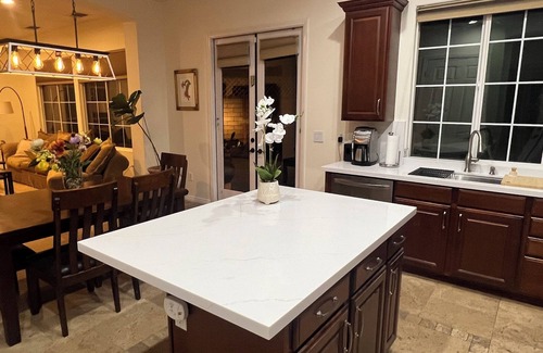 Araby Commons House | Charming Tuscan villa getaway with relaxing pool & spa in fantastic Palm Springs