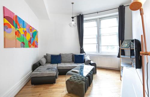 Campden Apartment | Charming Two-Bedroom Flat in Notting Hill