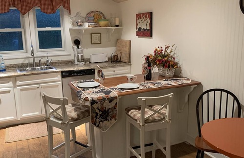 East Hampton North Cottage | Charming updated Cottage walk to everything!
