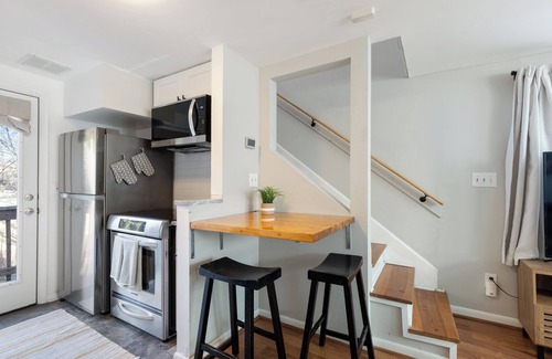 Charlotte House | Charming Uptown Charlotte Loft-style townhome with Private Garage!