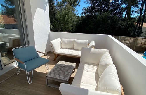 La Tranche-sur-Mer House | Charming Villa Near Beach with Heated Pool, Wi-Fi, Billiards, and Garage