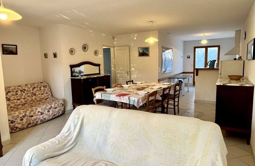 Plage d'Argeles House | Charming Villa with Garden, Terrace, and Parking Near Argelès-sur-Mer Beaches