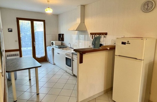 Plage d'Argeles House | Charming Villa with Garden, Terrace, and Parking Near Argelès-sur-Mer Beaches