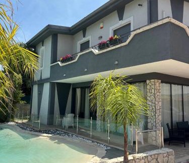 Fontane Bianche Villa | Charming Villa in Fontane Bianche with Private Pool
