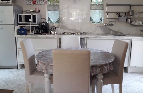 Pietrasanta House | Charming Villa