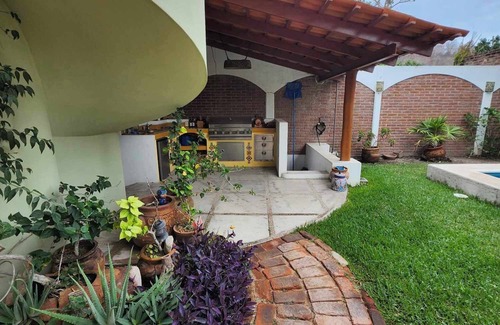 Emiliano Zapata Villa | Charming villa nestled in a mango plantation only 2 kilometers from the beach.