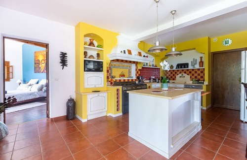 Castin Villa | Charming villa, swimming pool, superb view of the Pyrenees and the Gers countryside