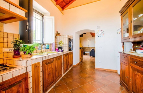 Mascali Villa | Charming villa with pool and panoramic surroundings