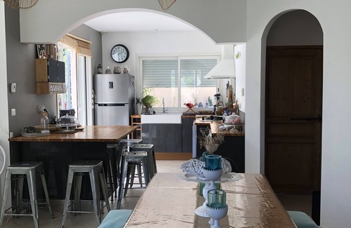 Noves House | Charming villa with pool