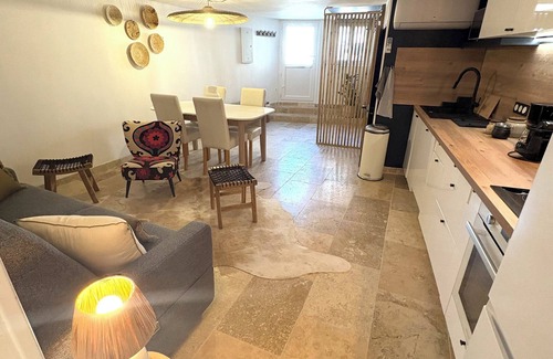 Bedoin House | Charming village house with sauna