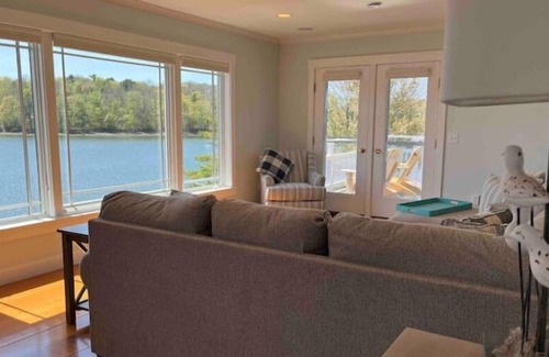 Belfast House | Charming waterfront property - Seabreeze, Belfast