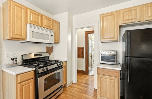 Cleveland House | Charming West Cleveland Home- Private Entry- Small Pet Friendly
