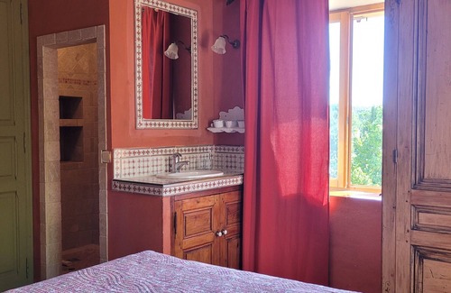Cabries Other | Charming XIXth century bastide, swimming pool on large wooded enclosed grounds.