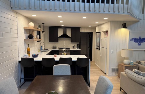 Harbor Springs Ski Chalet | Charming Year-Round Harbor Springs Chalet: Near Nub's Nob, Golf & Lk Michigan