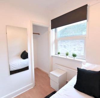 Ladywell Apartment | Charsley Lodge