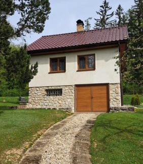 Sloup House | Chata v Moravském krasu