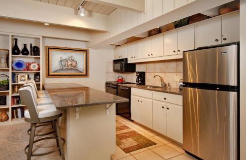 Aspen House | Chateau Dumont Unit 11, Contemporary Condo with a Great Downtown Location