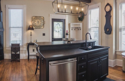 Millersburg House | Chateau in the 'Burg - Located in the Heart of Ohio's Amish Country