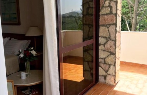 Tirana Hotel | Chateau Linza Resort