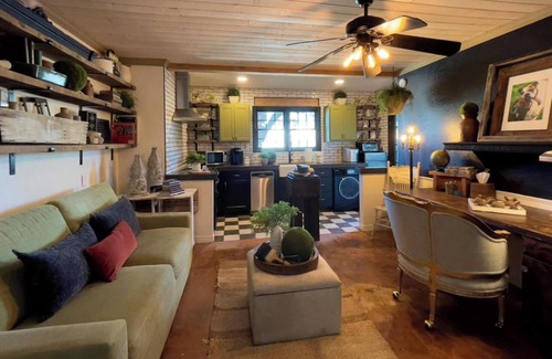 Thunderbird East House | Chateau Oasis with pool and minutes from Kierland, Barrett Jackson and TPC. .