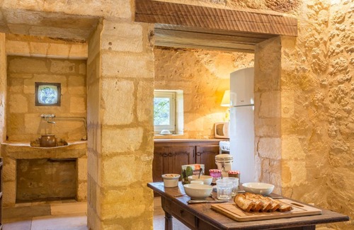 Mauzens-et-Miremont Other | Chateau Rochette - Four Bedroom Castle, Sleeps 8